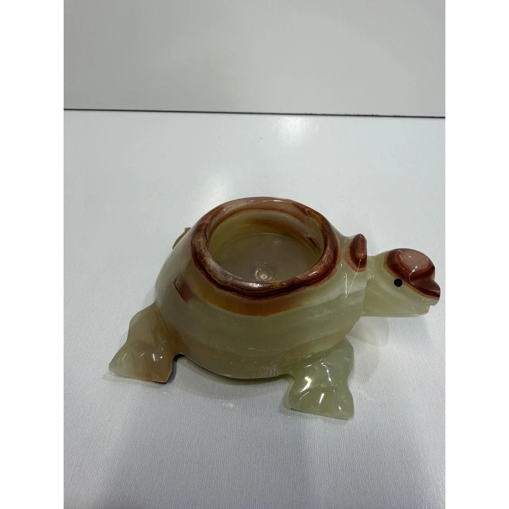 Unbranded hand carved